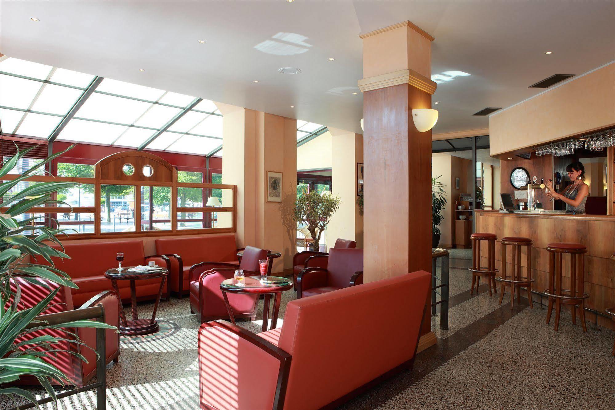 Hotel Moderne อาร์ราส ภายนอก รูปภาพ